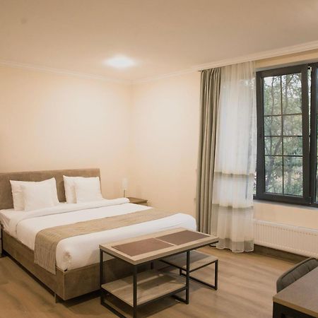 Madin Eco Hotel Debed Zewnętrze zdjęcie